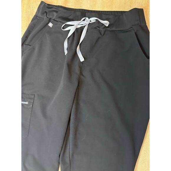 Figs Zamora Jogger Scrub Pants BLACK Large Petite - Picture 2 of 5